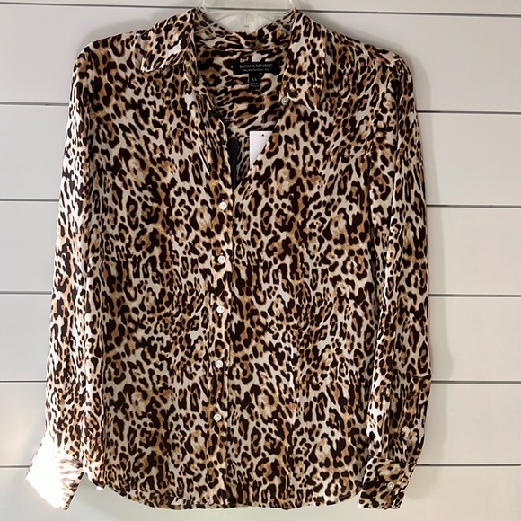 Banana Republic Tops - New with tags, Banana Republic button up leopard print blouse size extra small